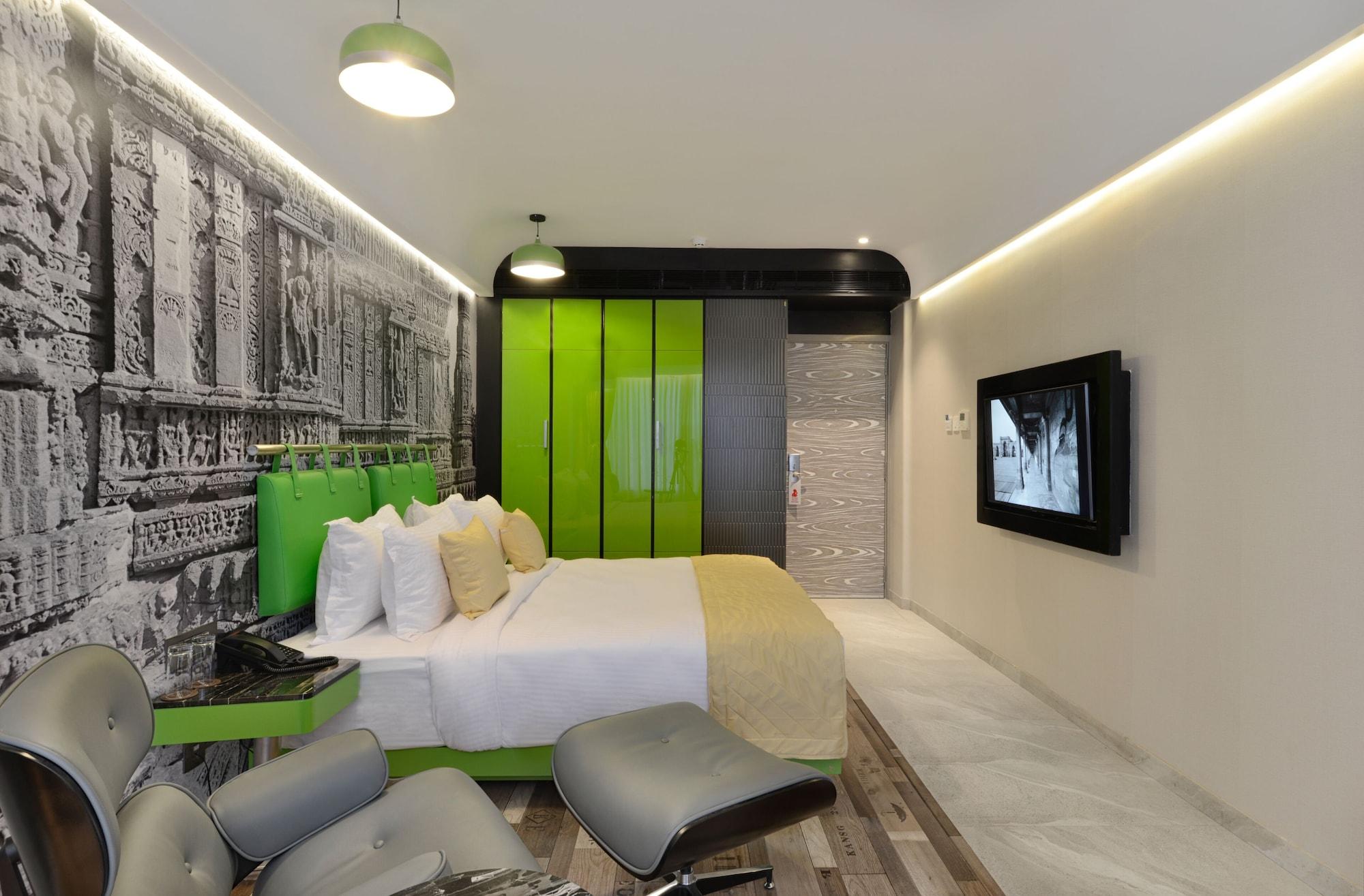 Regenta Central Antarim Ahmedabad Bagian luar foto